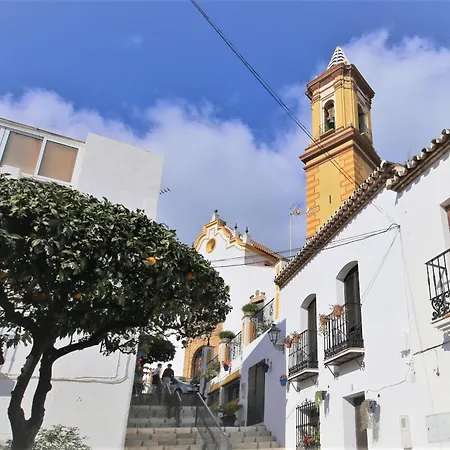 Centre Puccini Apartment Estepona